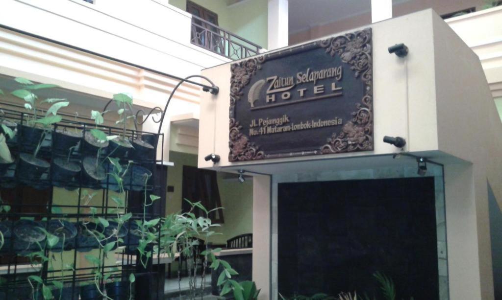 Hotel Zaitun Selaparang Λομπόκ Εξωτερικό φωτογραφία